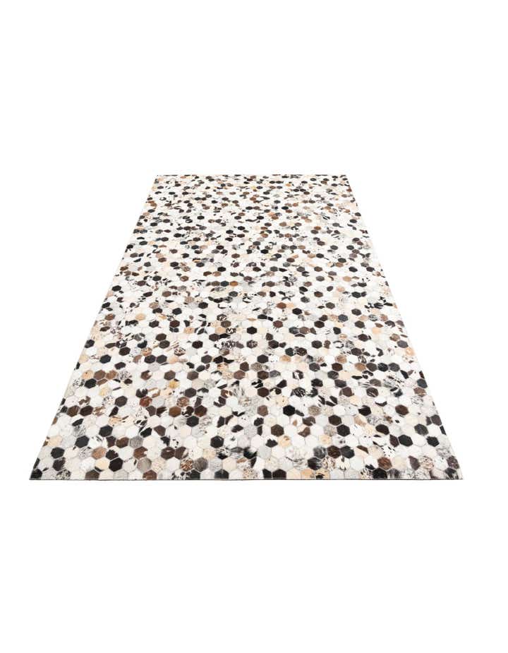 5' x 8' Cowhide Leather Rug