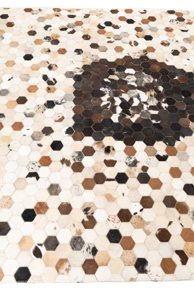 Detail image of 5' x 7' 10 Cowhide Leather Rug