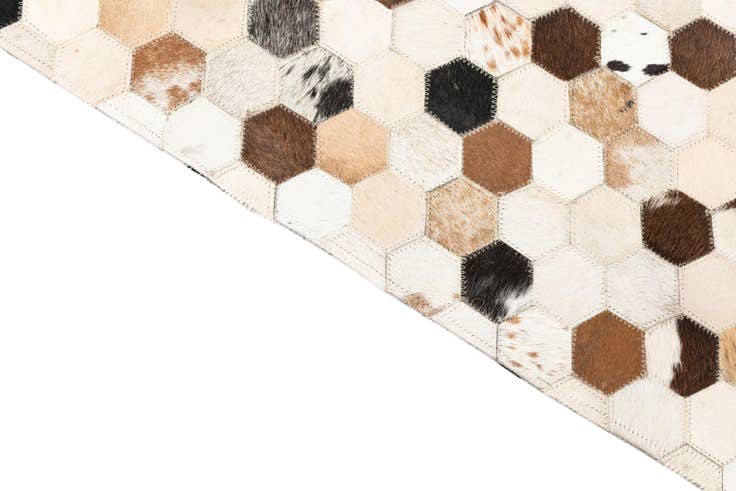 Detail image of 5' x 7' 10 Cowhide Leather Rug