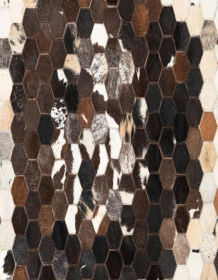 Detail image of 5' x 7' 10 Cowhide Leather Rug