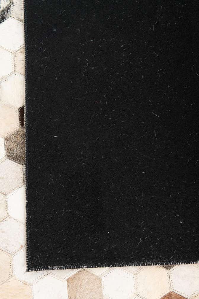 5' x 7' 10 Cowhide Leather Rug