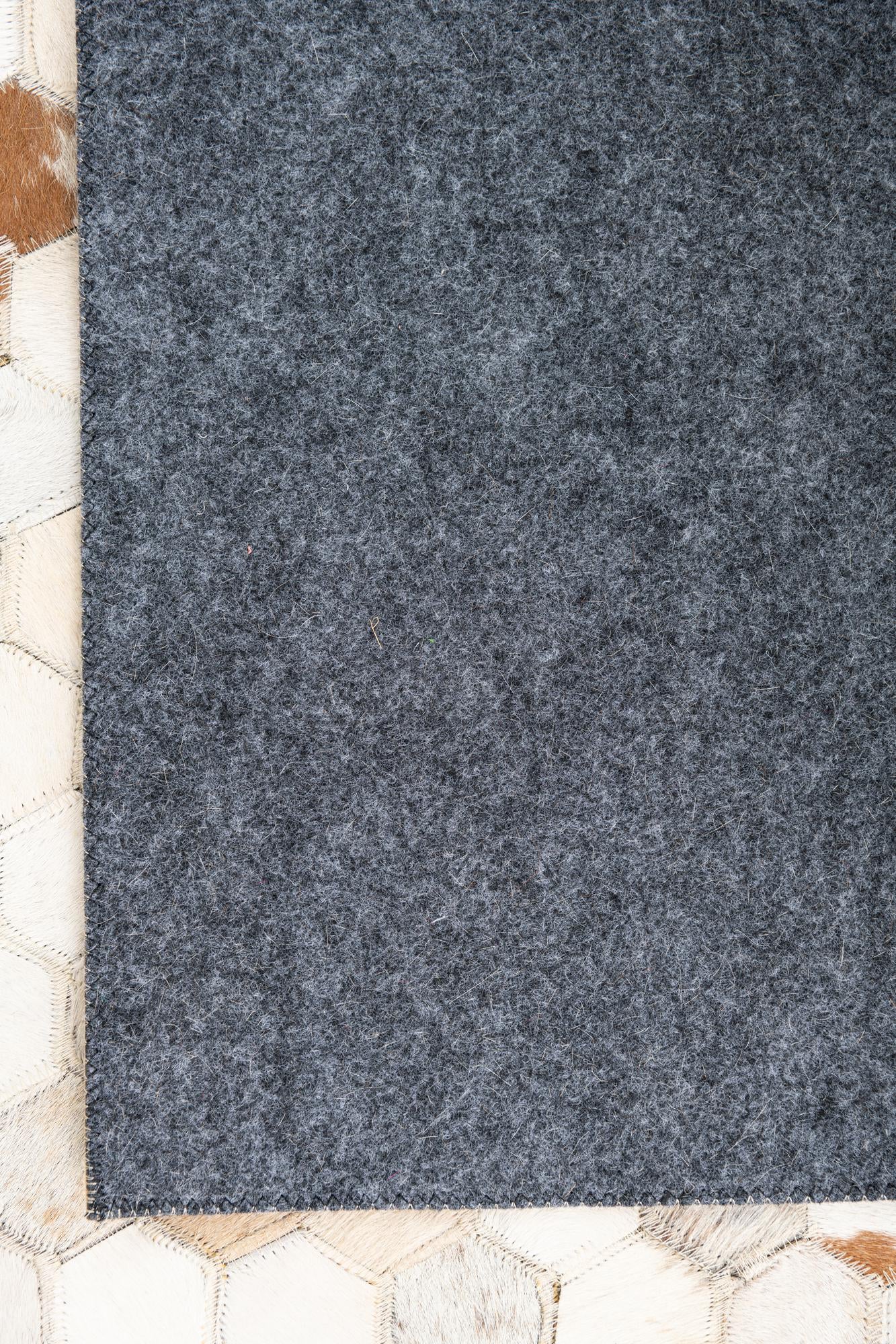 5' x 8' Cowhide Leather Rug