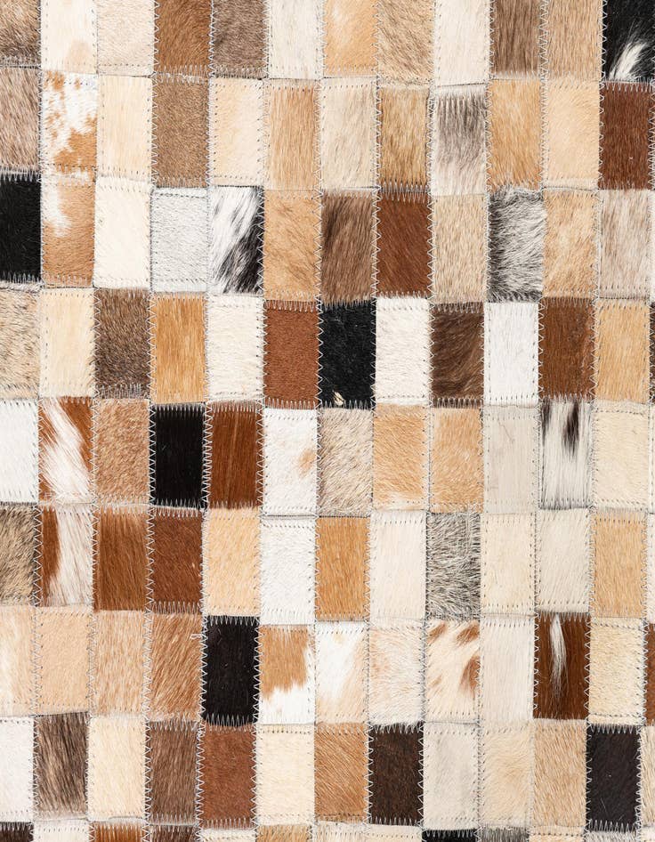 Detail image of 5' x 7' 10 Cowhide Leather Rug
