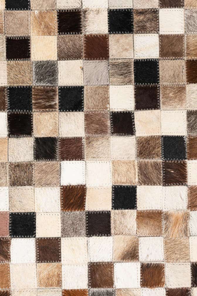 5' x 8' Cowhide Leather Rug