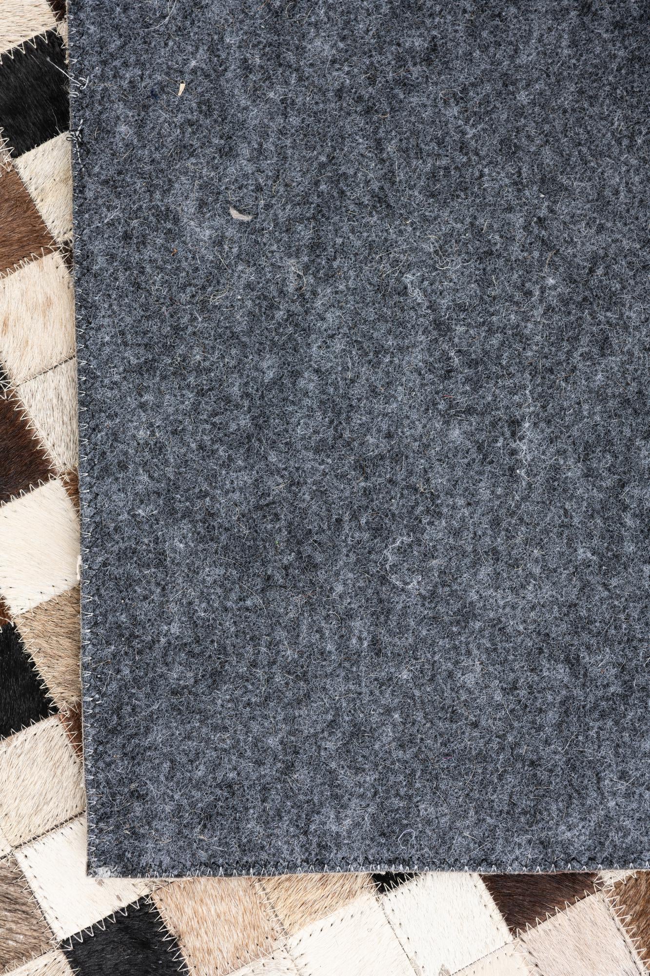 5' x 8' Cowhide Leather Rug