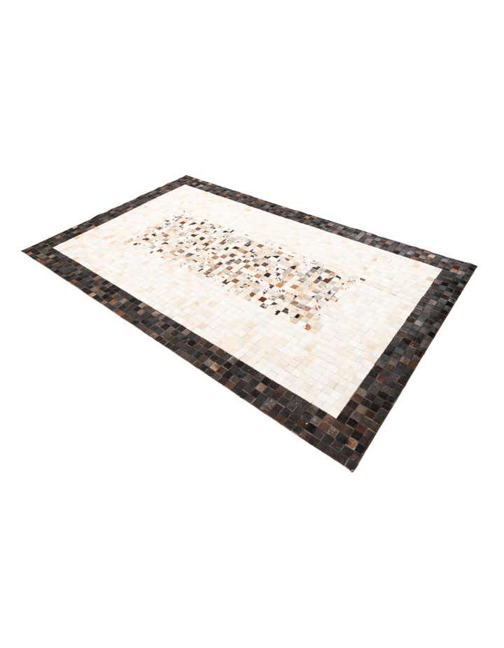 5' x 8' Cowhide Leather Rug