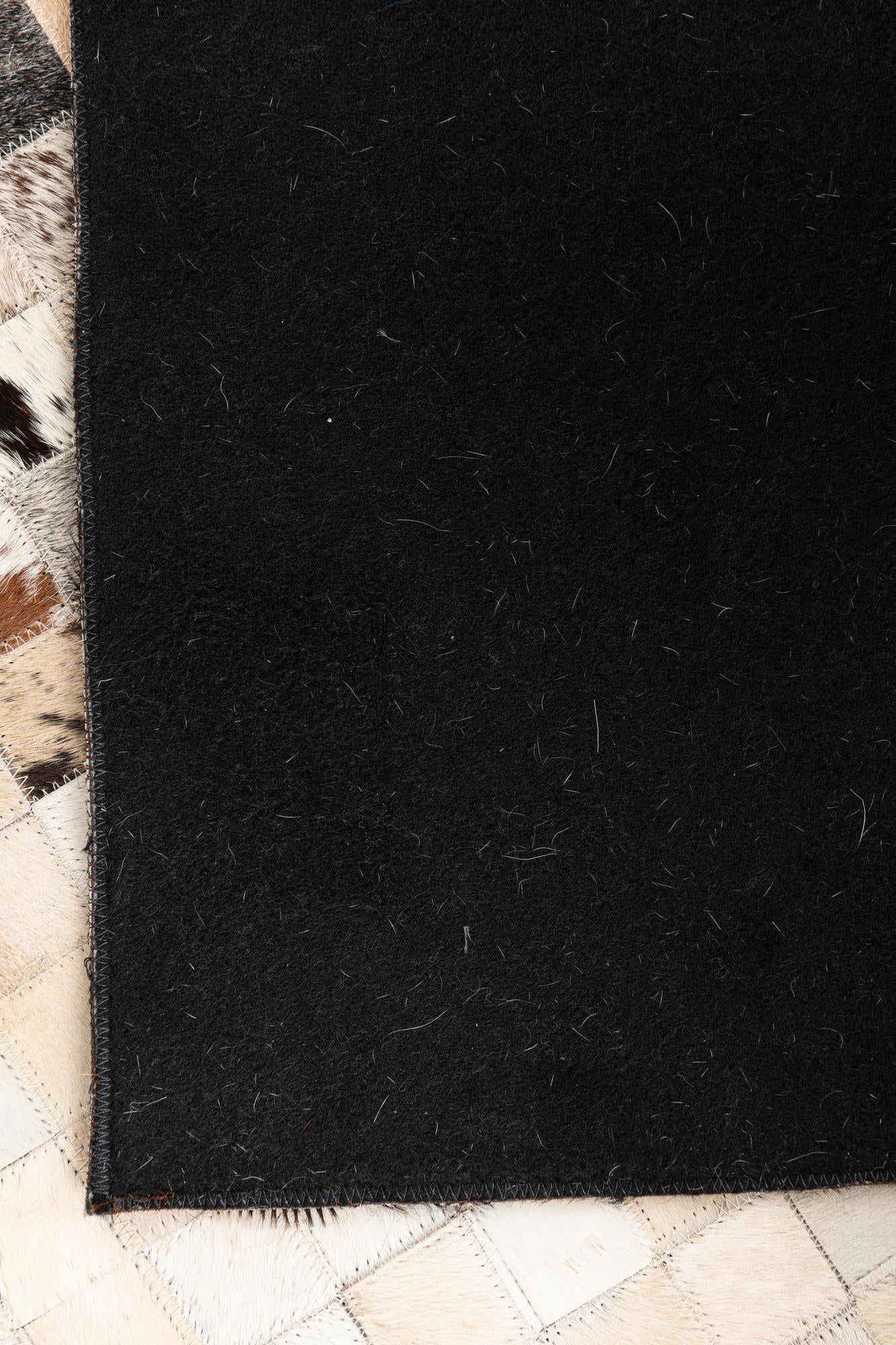 5' x 8' Cowhide Leather Rug