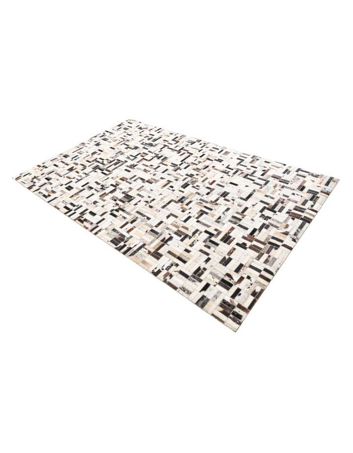 5' x 7' 10 Cowhide Leather Rug
