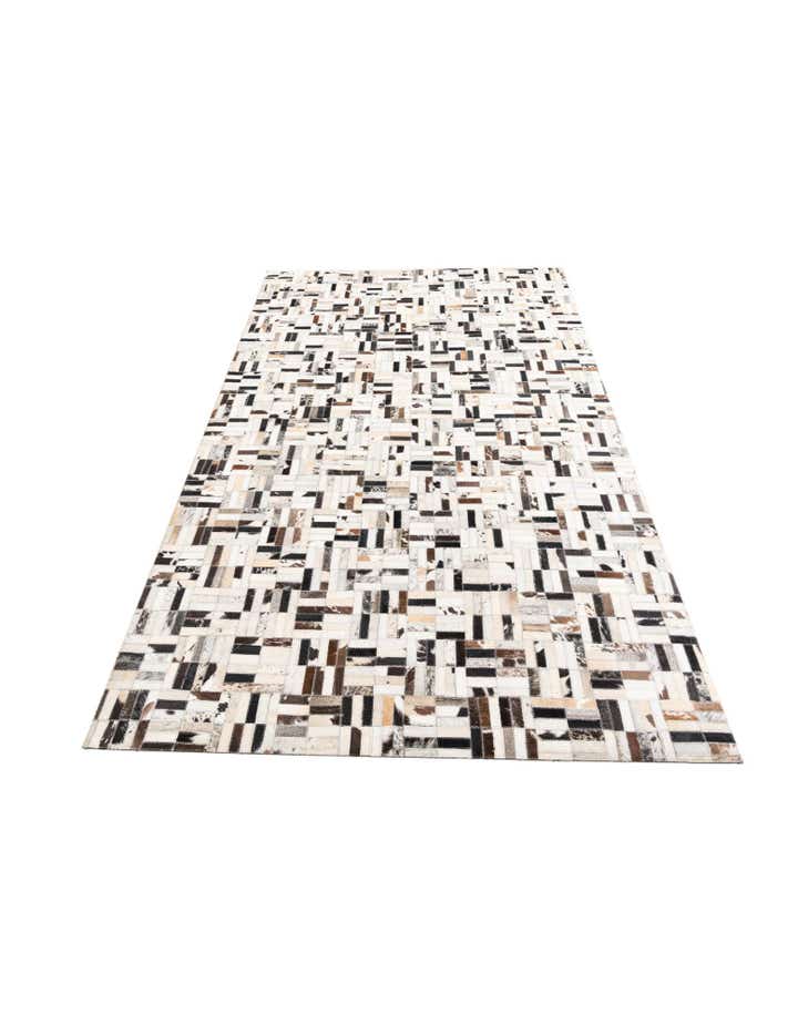 5' x 7' 10 Cowhide Leather Rug