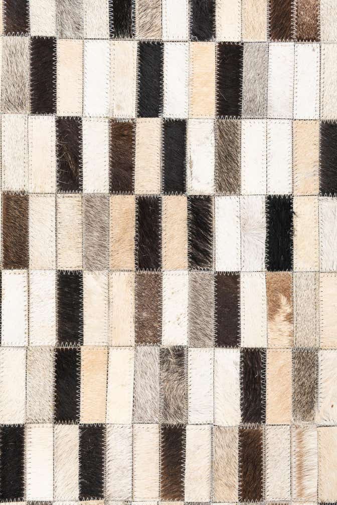 5' x 8' Cowhide Leather Rug