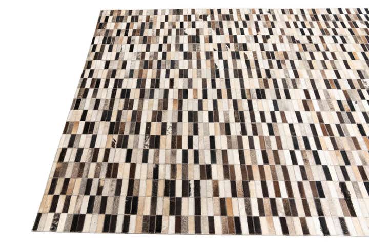 5' x 7' 10 Cowhide Leather Rug