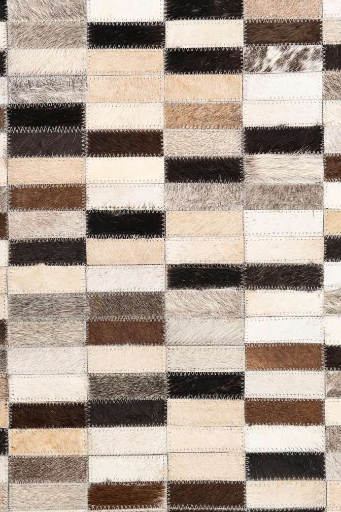 5' x 7' 10 Cowhide Leather Rug