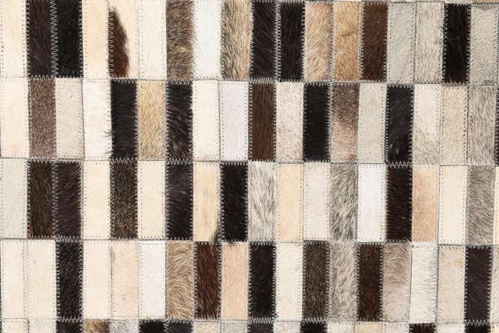 5' x 7' 10 Cowhide Leather Rug