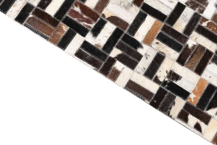 5' x 8' Cowhide Leather Rug