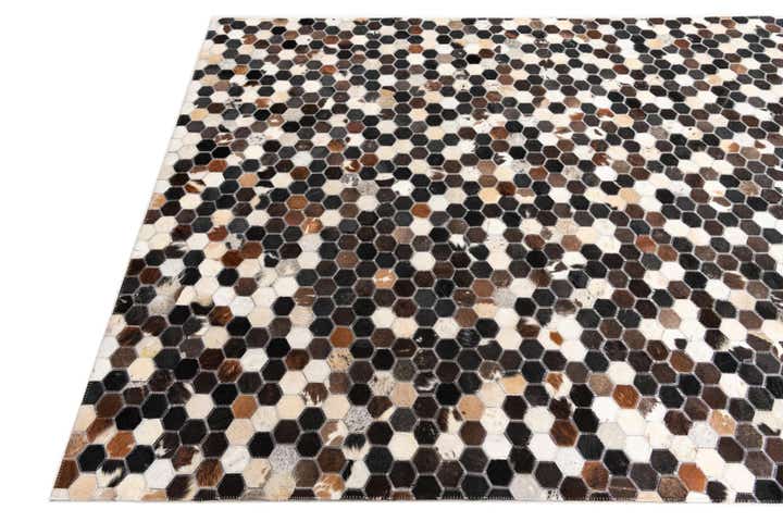 5' x 7' 8 Cowhide Leather Rug