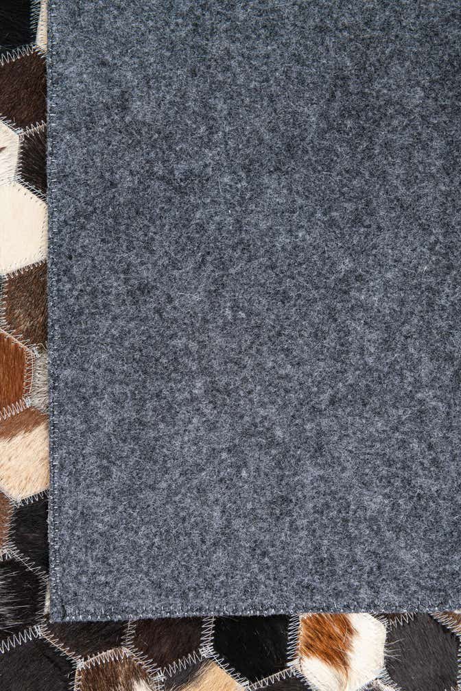 5' x 7' 8 Cowhide Leather Rug