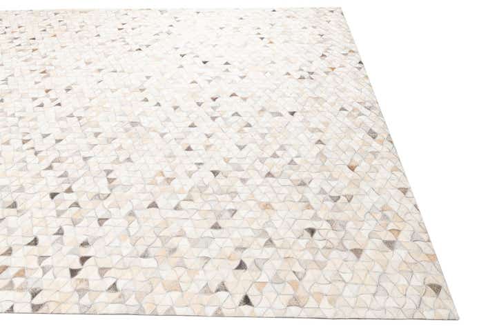 8' x 10' Cowhide Leather Rug