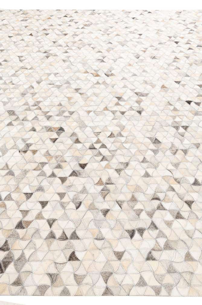 8' x 9' 10 Cowhide Leather Rug