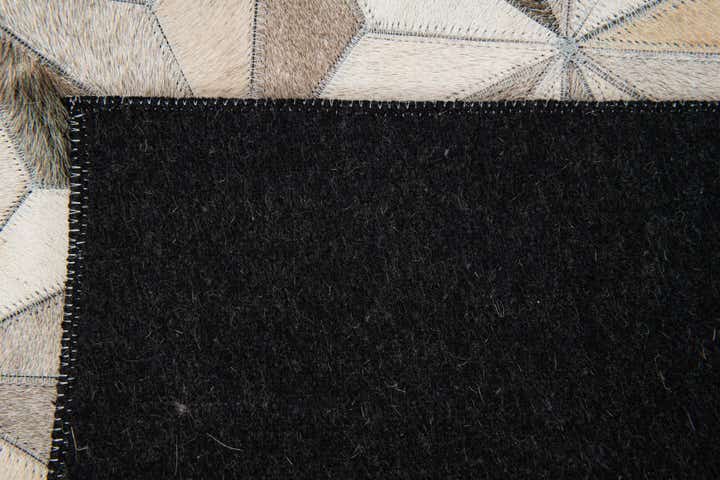 2' 1 x 3' Cowhide Leather Rug