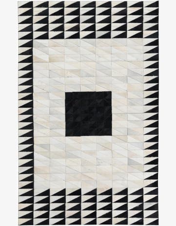 5' x 7' 10 Cowhide Leather Rug