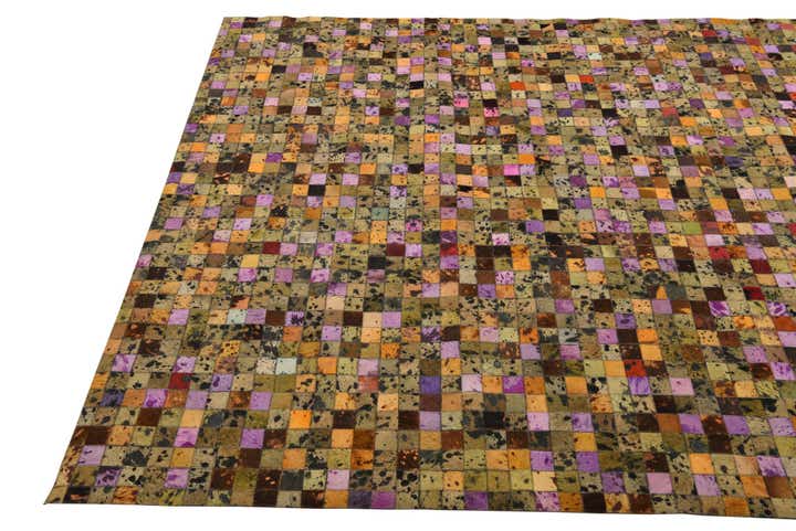 5' 4 x 8' Cowhide Rug
