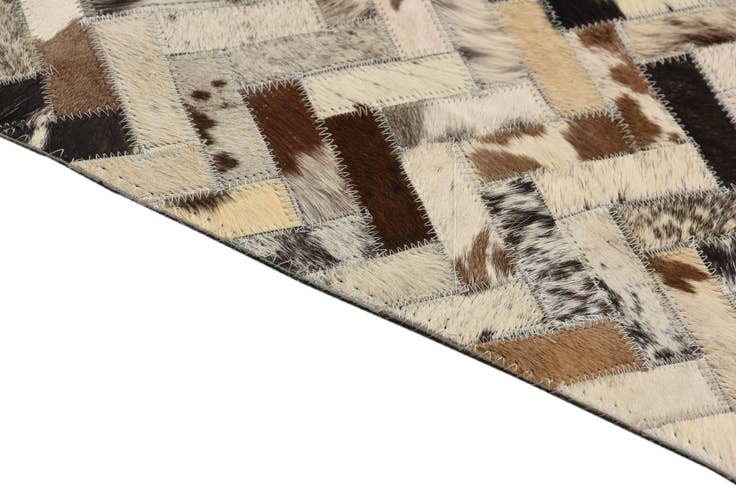 Detail image of 5' x 7' 9 Cowhide Rug