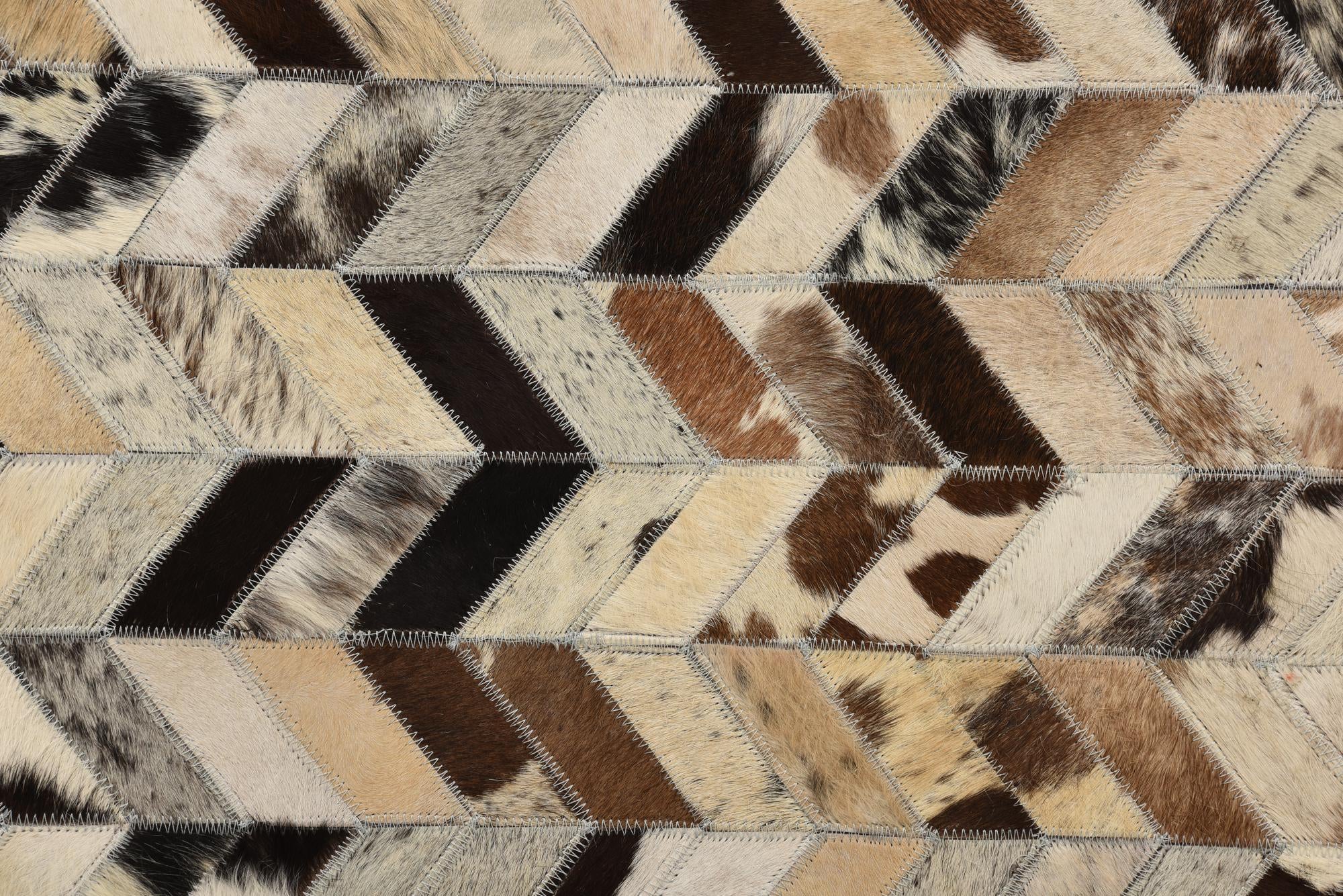 5' 2 x 8' Cowhide Rug