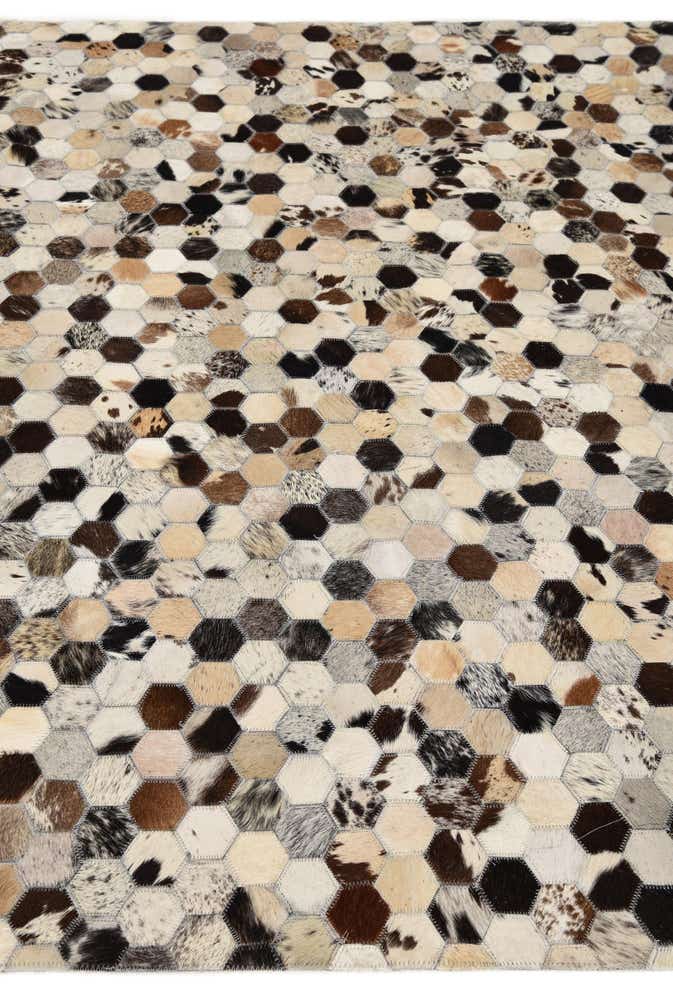 5' 1 x 8' Cowhide Rug