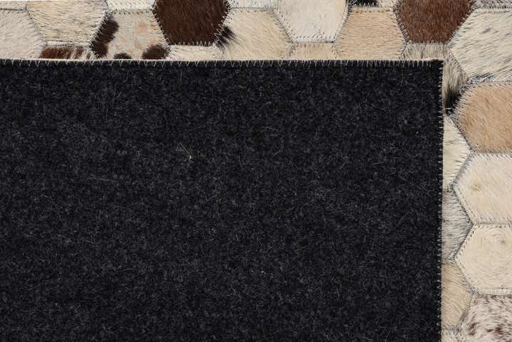 5' 1 x 8' Cowhide Rug
