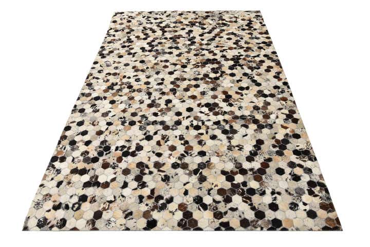 5' 2 x 8' Cowhide Rug