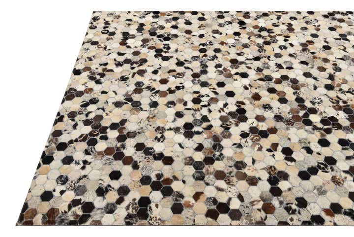 5' 2 x 8' Cowhide Rug
