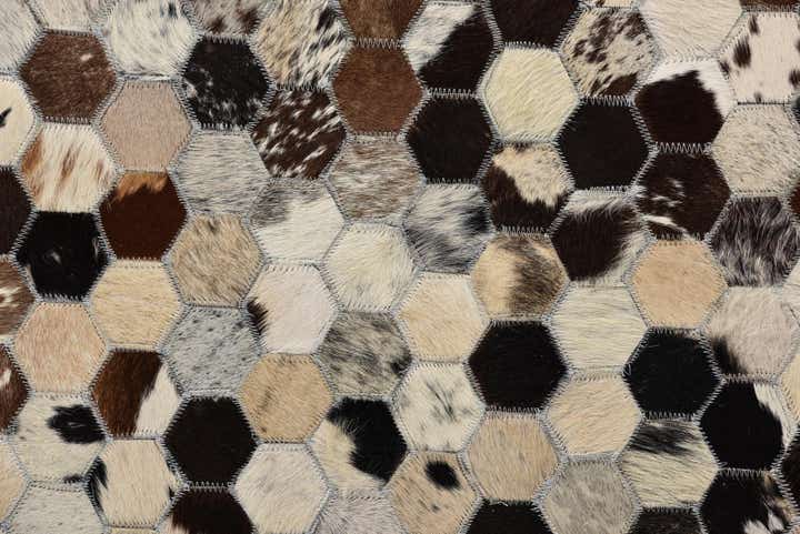 5' 2 x 8' Cowhide Rug