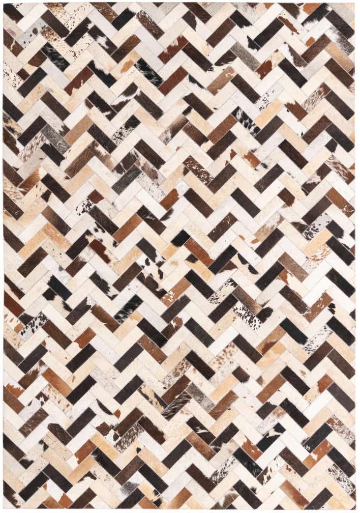 5' 3 x 7' 7 Cowhide Rug