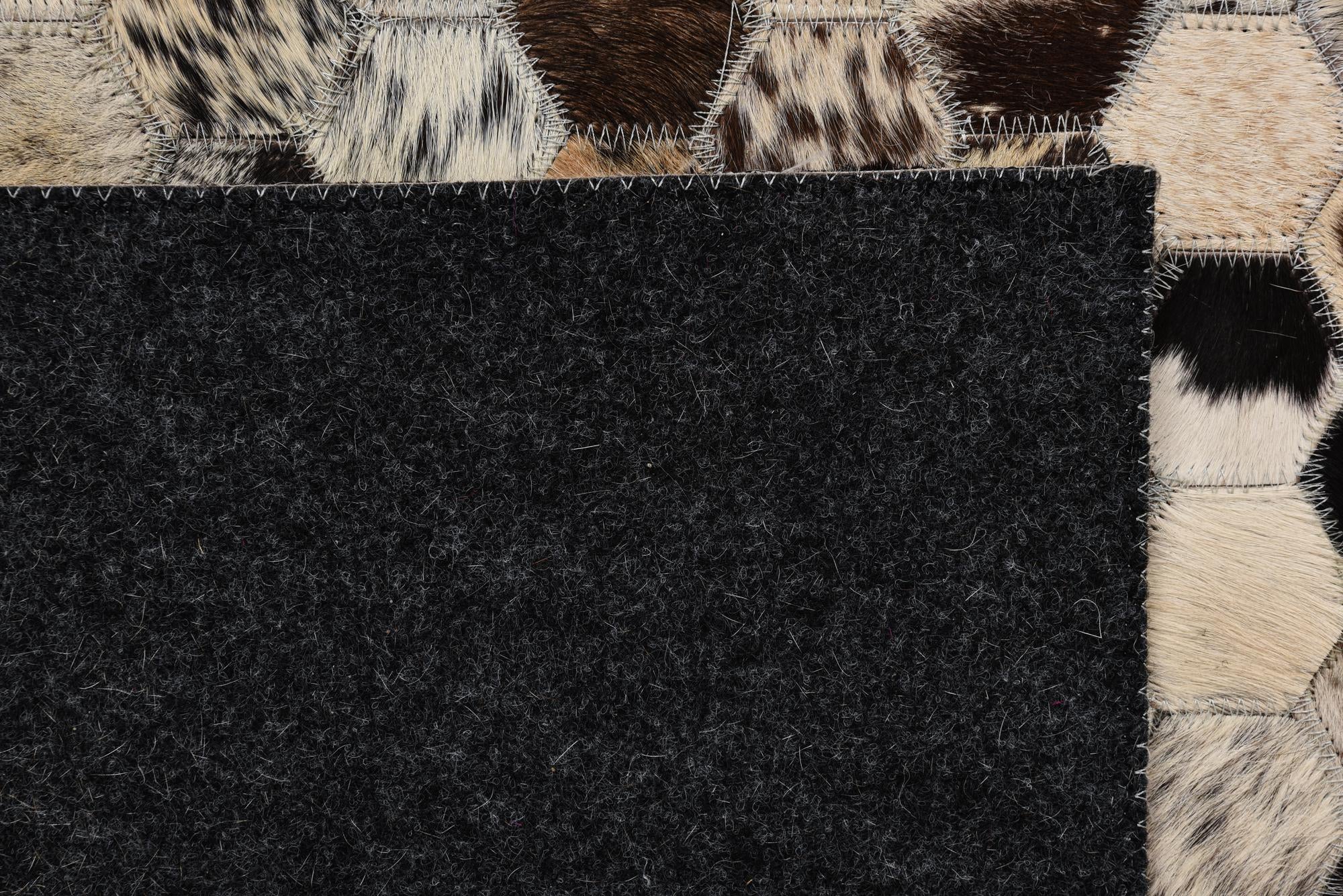 5' x 8' 1 Cowhide Rug