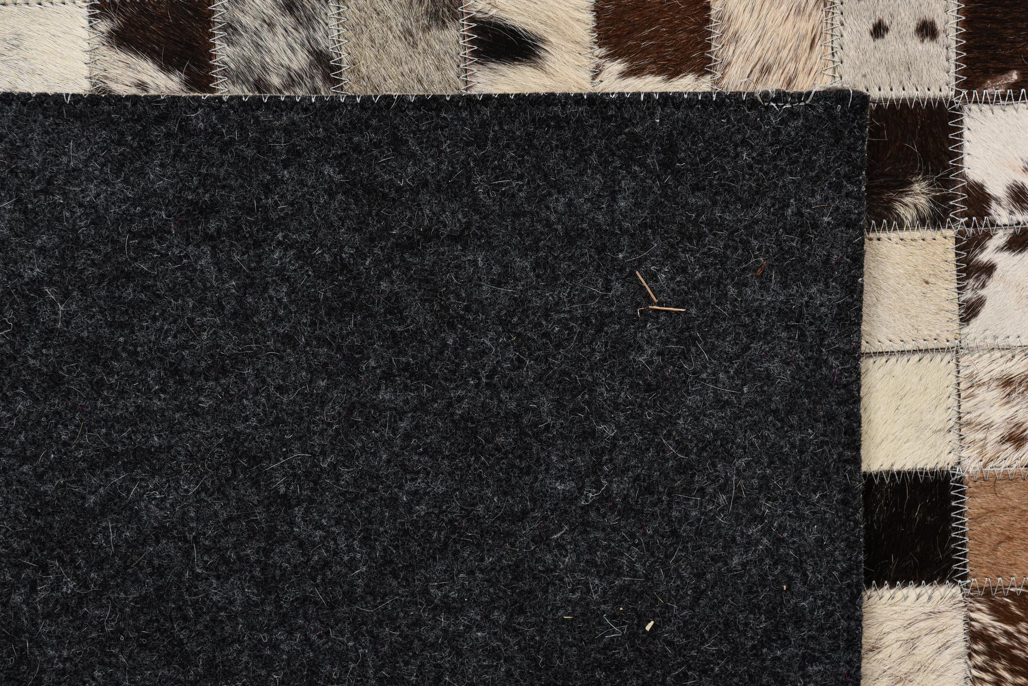 5' 1 x 8' Cowhide Rug