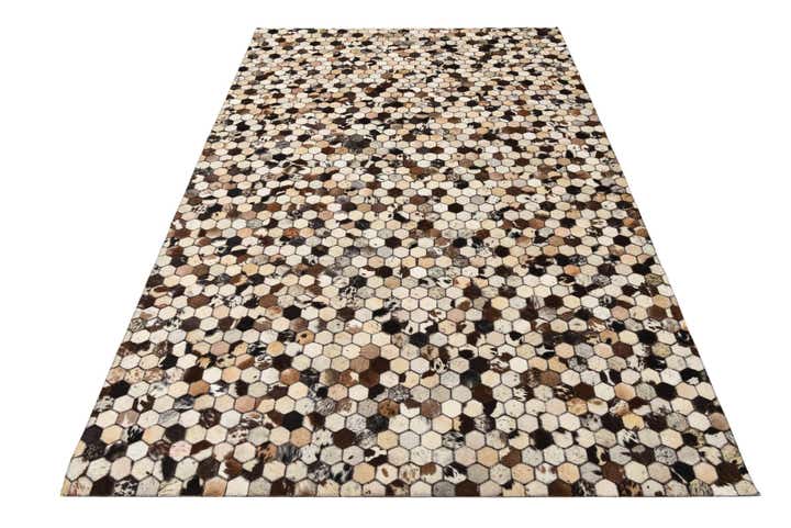 5' 2 x 8' 2 Cowhide Rug