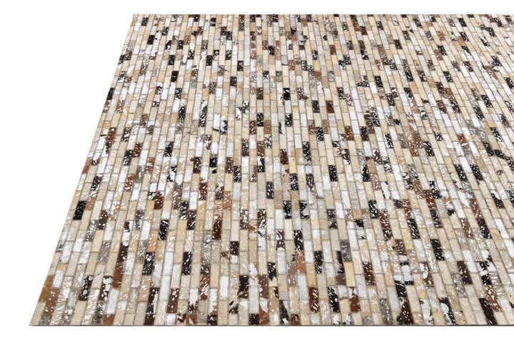 5' 4 x 7' 8 Cowhide Rug