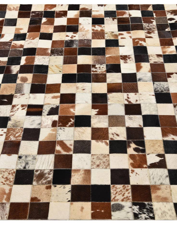 Detail image of 5' x 7' 10 Cowhide Rug