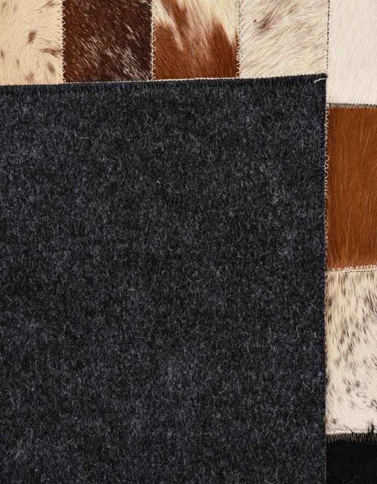 Detail image of 5' x 7' 10 Cowhide Rug