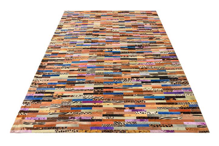 5' 6 x 7' 9 Cowhide Rug