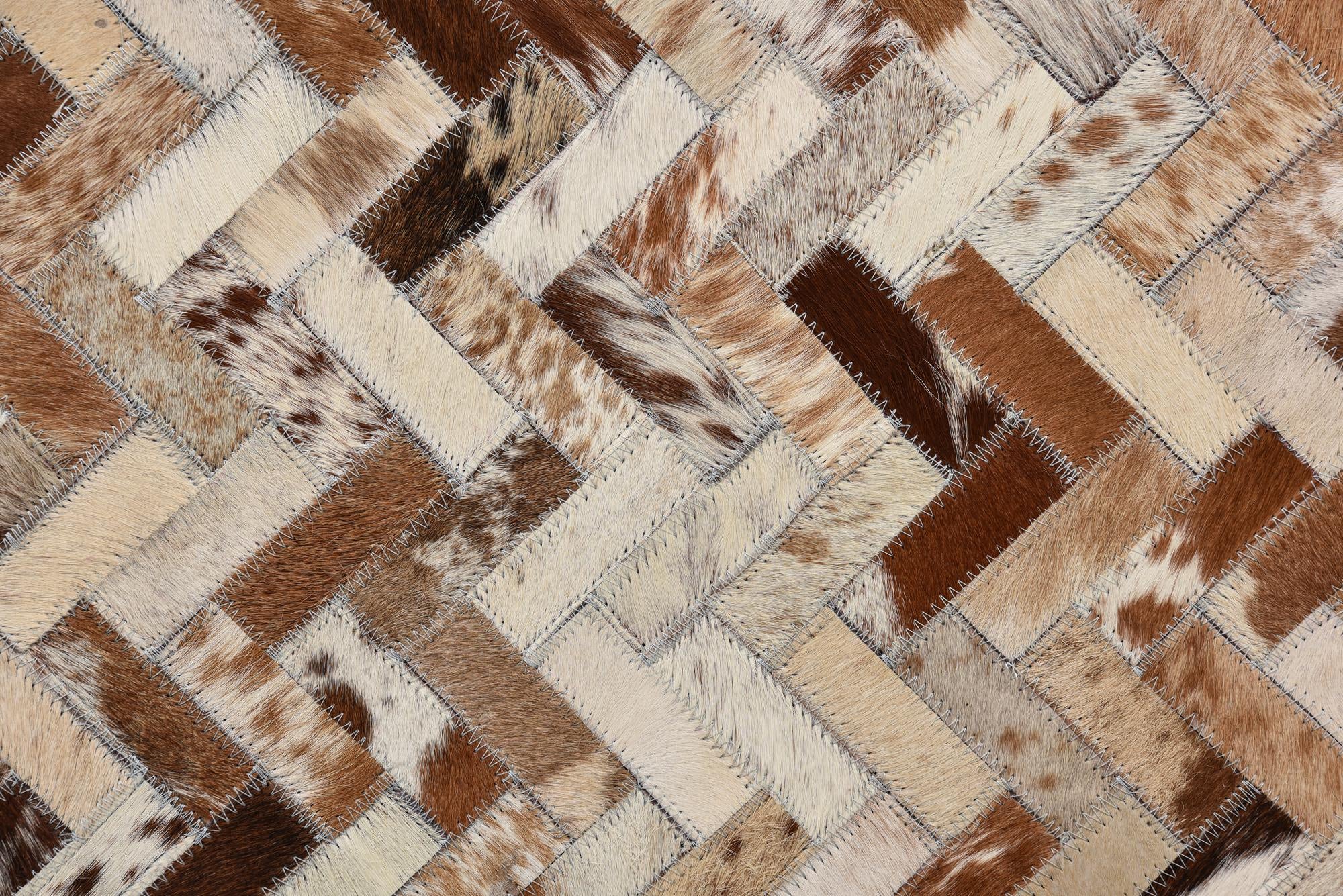 4' 10 x 7' 10 Cowhide Rug