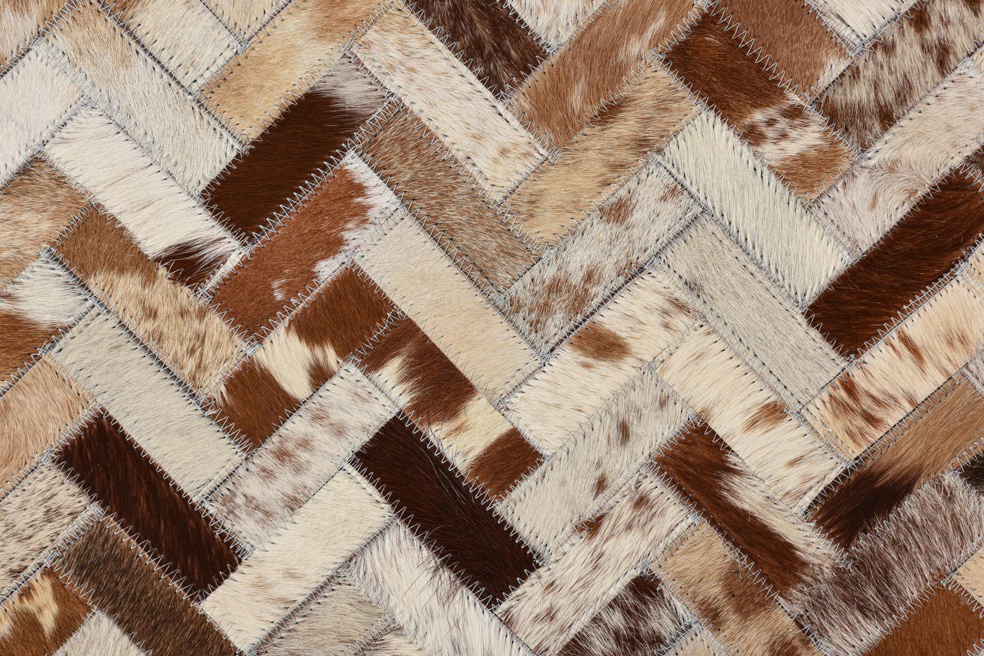 4' 10 x 7' 10 Cowhide Rug