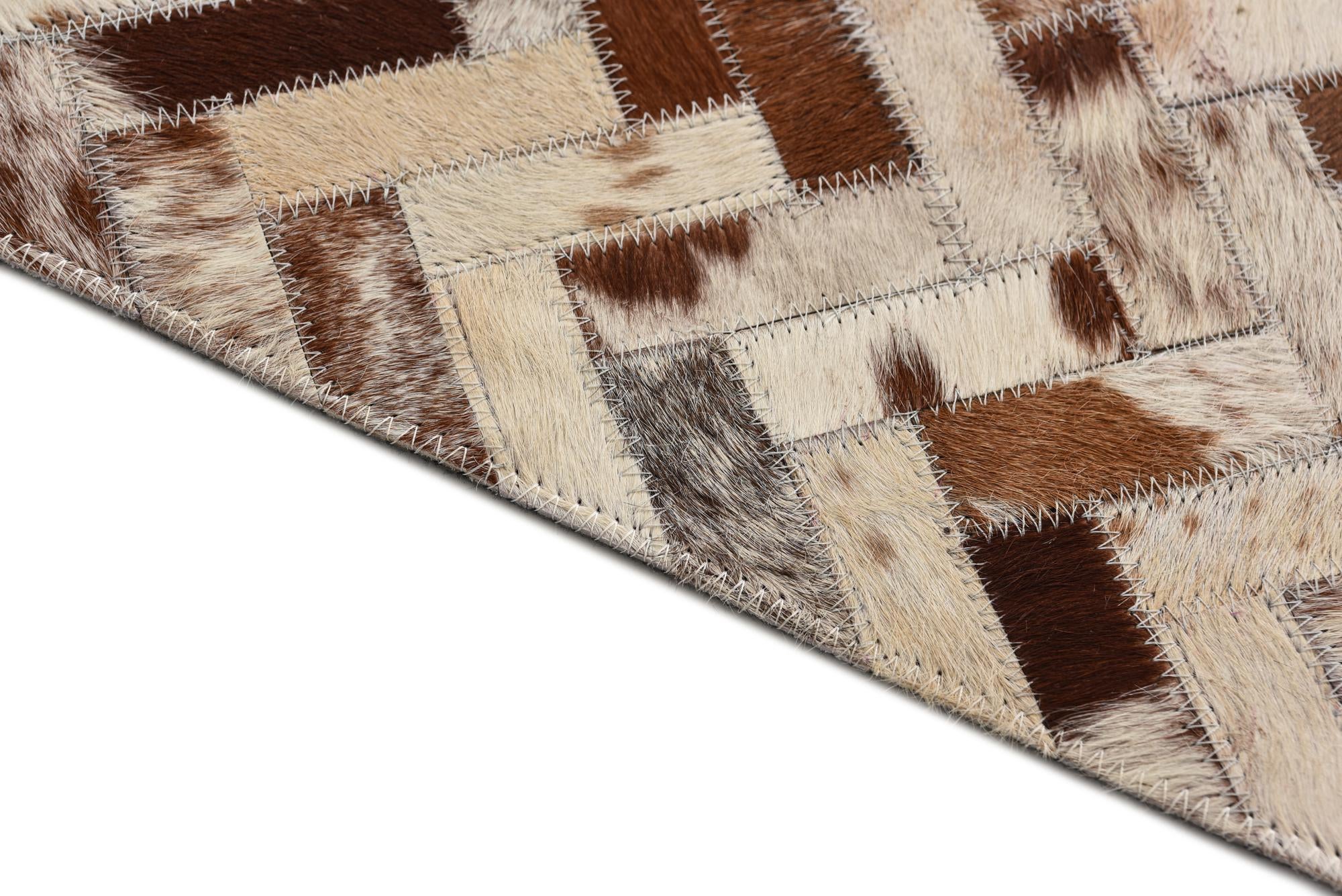 5' x 7' 9 Cowhide Rug