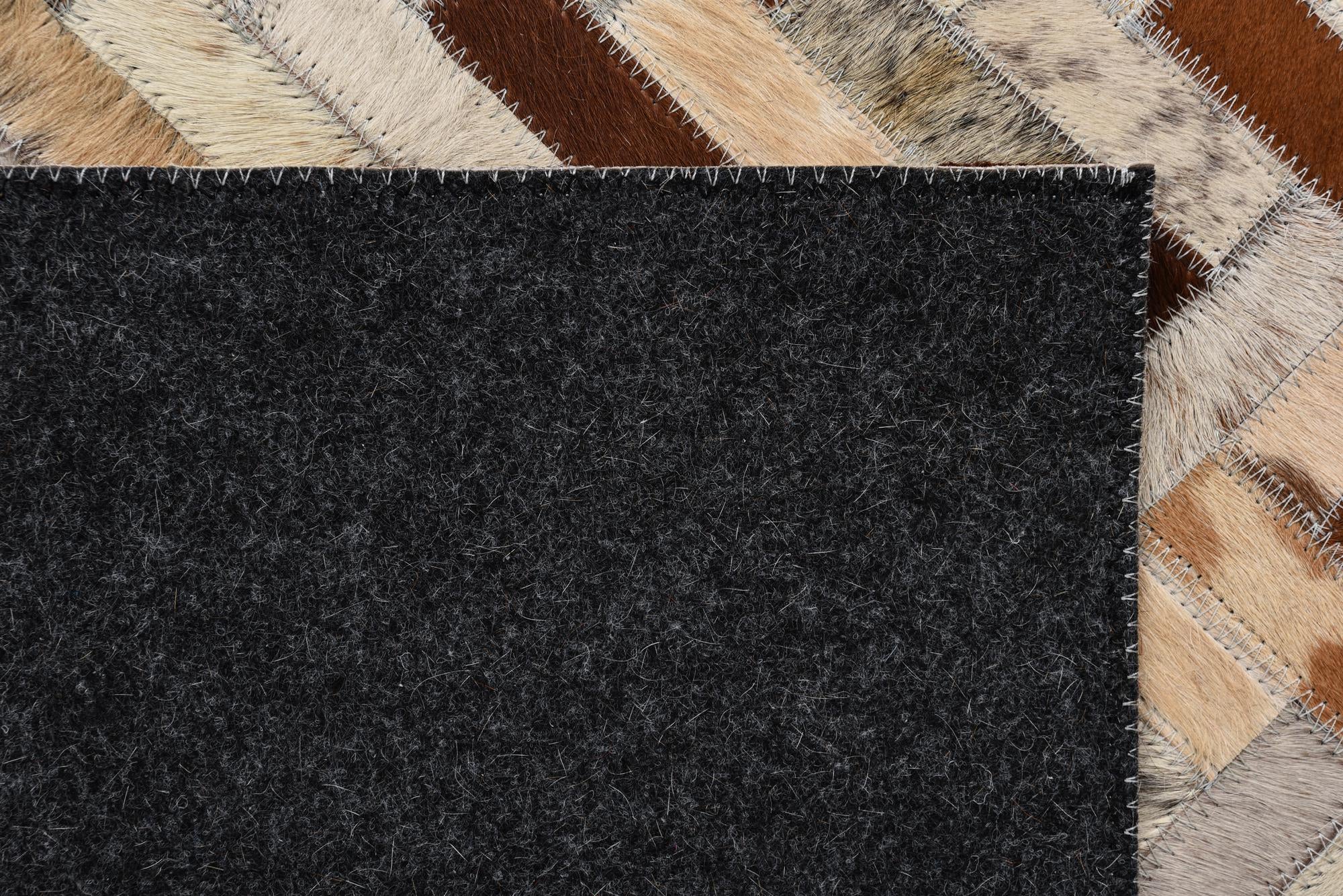 5' x 8' Cowhide Rug