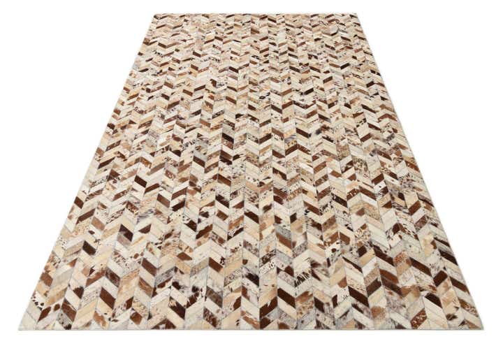 5' x 8' Cowhide Rug