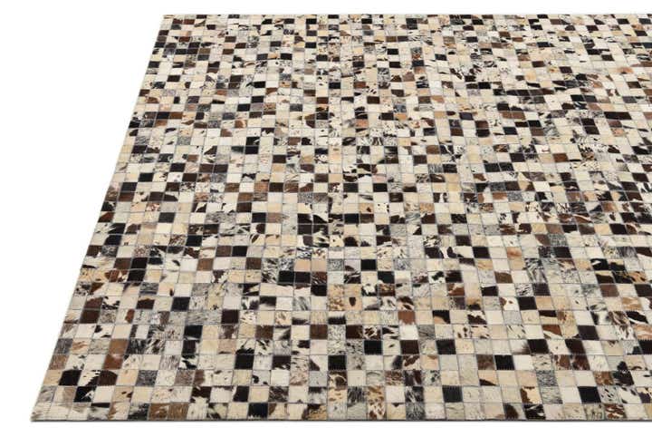 5' 2 x 8' Cowhide Rug