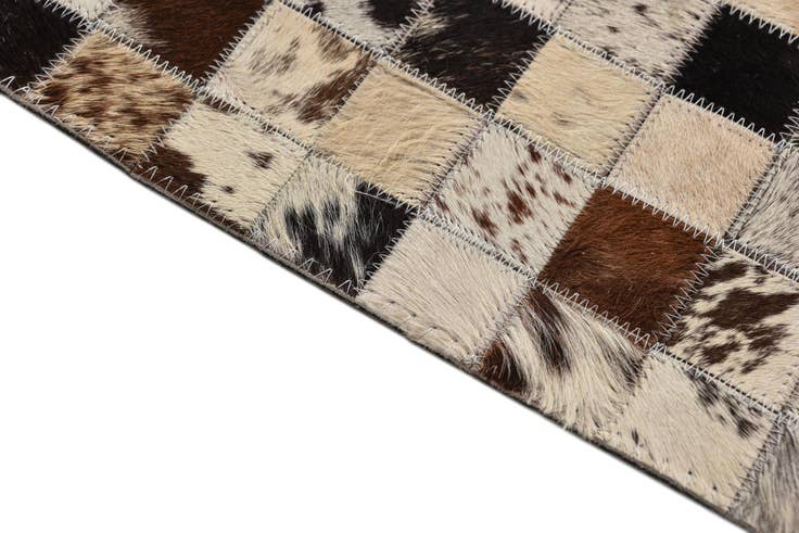 Detail image of 5' x 8' Cowhide Rug