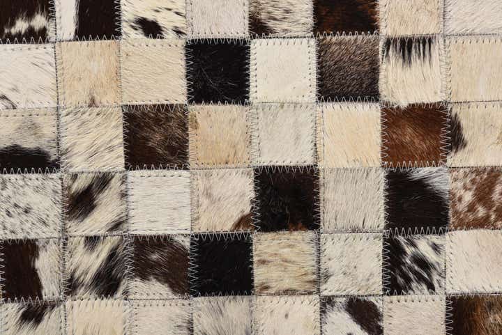 5' x 8' Cowhide Rug