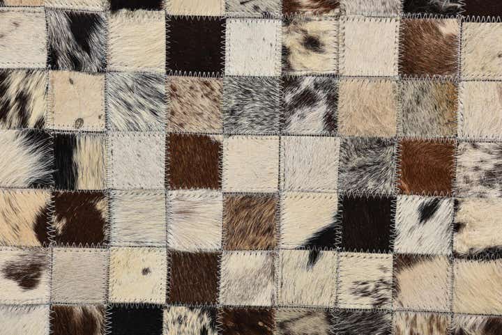 5' 1 x 8' Cowhide Rug