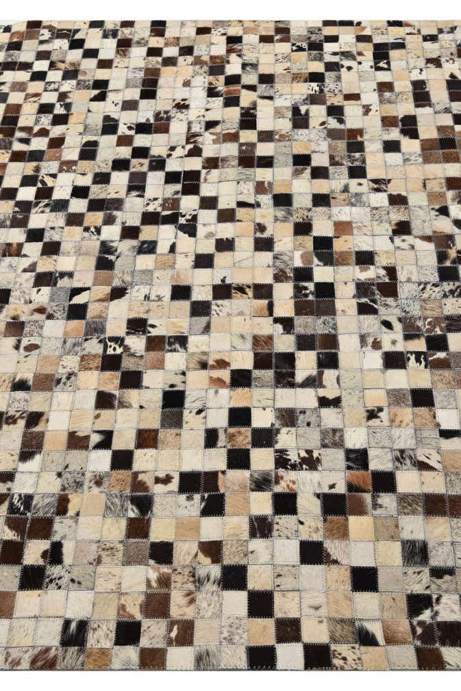 5' 1 x 8' Cowhide Rug